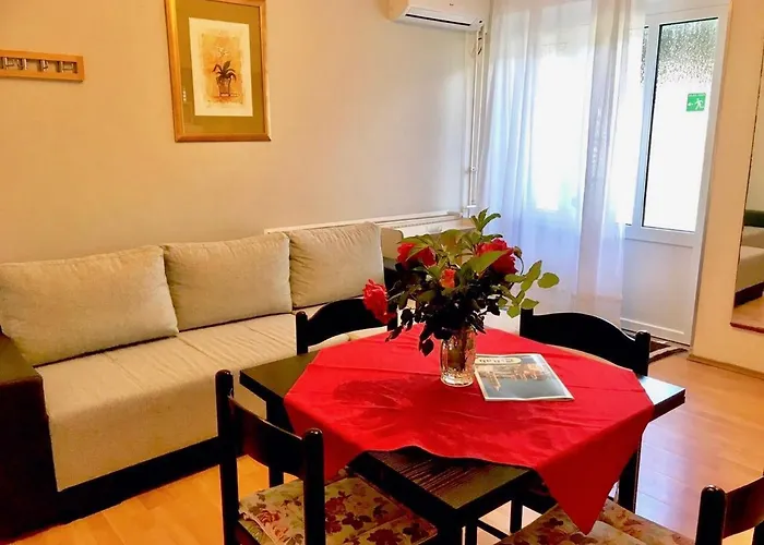 Arbium Classic ベッド・アンド・ブレックファスト Barbat na Rabu