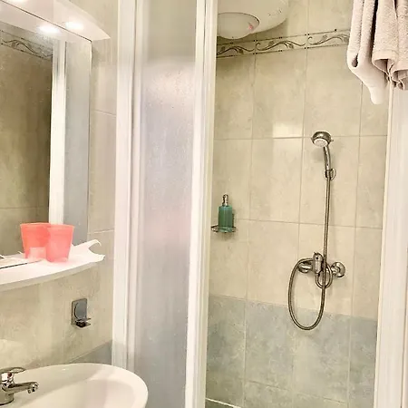 Arbium Classic לינה וארוחת בוקר