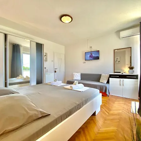 Arbium Classic לינה וארוחת בוקר Barbat na Rabu