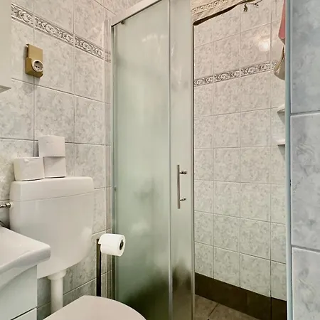 לינה וארוחת בוקר Arbium Classic