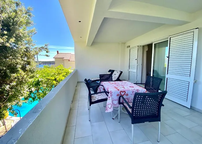 krevet i doručak Arbium Classic 4*